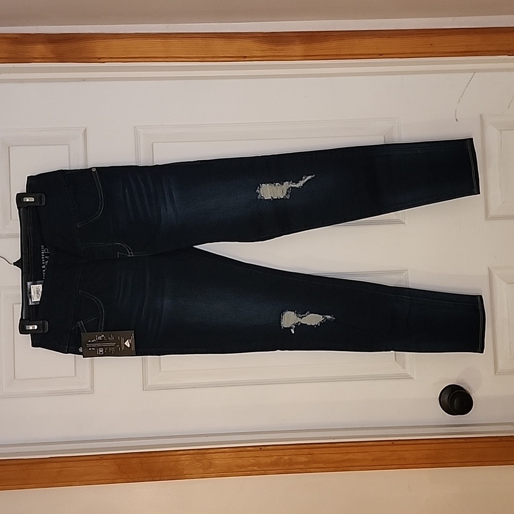 Rock & Republic slimming demin pull on jeans